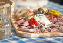 Bäuerinnen präsentieren neue Jausenzeit-Broschüre