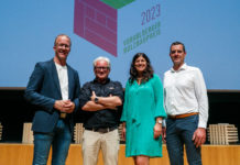 Preisverleihung für Bauen mit Holz