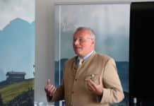 Ehrenzeichen in Silber für Ledermüller