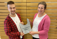 Übergabe im Büro der TJB/LJ