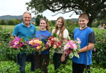 Selbstpflück-Felder an der Fachschule Warth