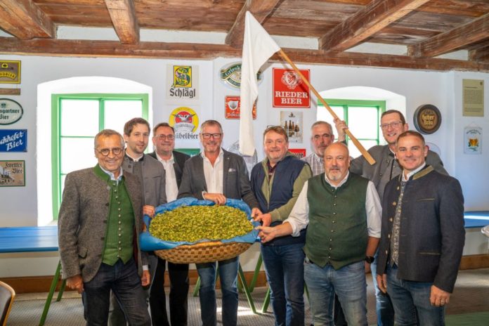 Gruppenfoto Bonitierungsergebnis 2023 HBG