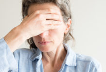 Auf Hilfe setzen, ehe Probleme und Krisen am Hof sich zu sehr ausweiten