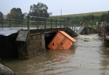 Enorme Flutschäden im ganzen Land: Tausende Hektar Felder vollgesogen