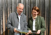 Kindern die heimische Landwirtschaft erklären