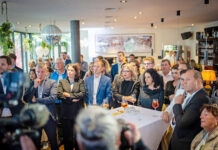 Nationalratswahl 2024: Tiroler VP trotz Verlust auf Platz eins, Blaue holen auf