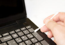 Darum sollte man Tastaturen regelmäßig reinigen