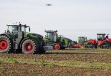 Geballte Kraft: 4.500 PS am 210-Hektar-Feld