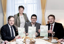 NÖ Bauernbund übergibt Forderungspapier an EU-Kommissar Hansen