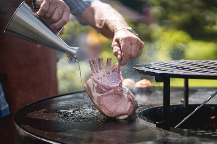 Fleisch am Grill