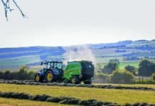 Neue Rundballenpressen