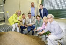 Landwirtschaft mit Zukunft: Waldland eröffnet neue Körnerübernahme