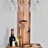 Malerei -Weinregalerzeugung